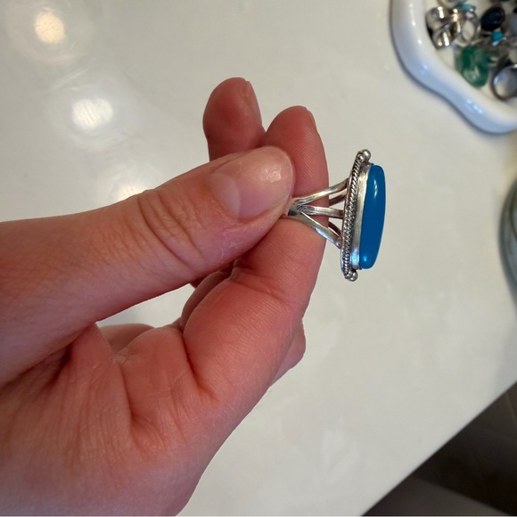 Ring - Picture 3 of 6